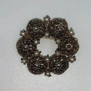 Vintage Brooch 1.5" Goldtone Aurora Rhinestone Floral